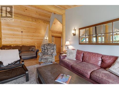 63 Walker Road, Enderby, BC - Indoor Photo Showing Living Room