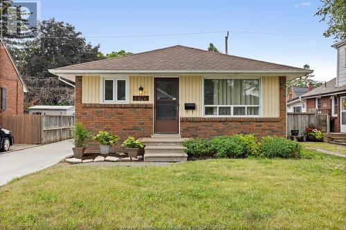 1071 St Louis Avenue, Windsor, ON - Outdoor