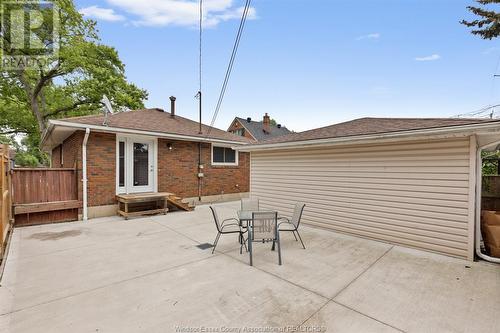 1071 St Louis Avenue, Windsor, ON - Outdoor With Exterior