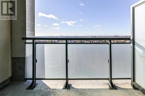 618 - 2522 Keele Street, Toronto (Maple Leaf), ON -  With View