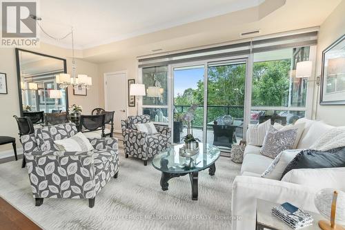 304 - 50 Hall Road, Halton Hills, ON - Indoor Photo Showing Living Room