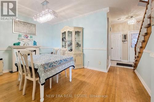 20 Pentland Road S, Hamilton (Waterdown), ON - Indoor Photo Showing Dining Room