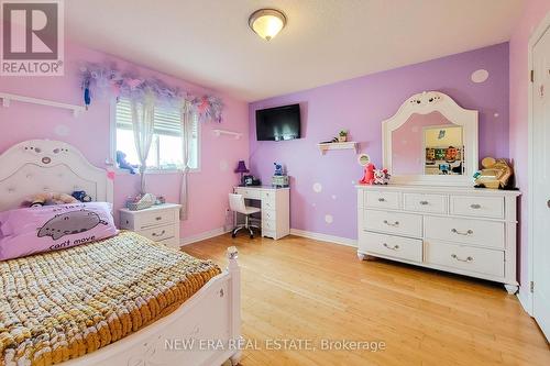 20 Pentland Road S, Hamilton (Waterdown), ON - Indoor Photo Showing Bedroom