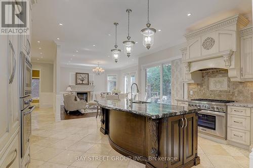 23 Pine Ridge Avenue, Vaughan (East Woodbridge), ON - Indoor Photo Showing Kitchen With Upgraded Kitchen