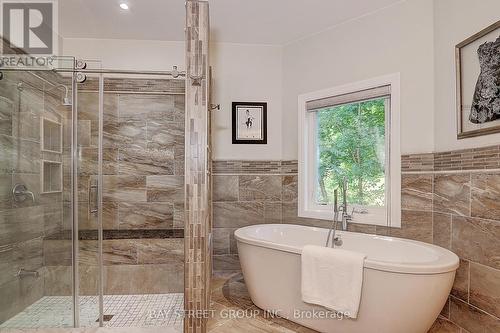 23 Pine Ridge Avenue, Vaughan (East Woodbridge), ON - Indoor Photo Showing Bathroom