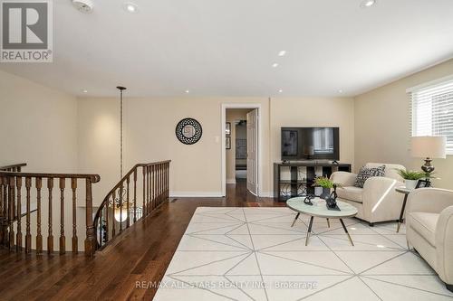 20 Hare Court, Markham (Old Markham Village), ON - Indoor