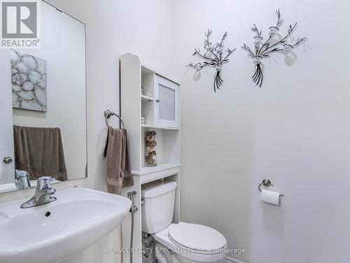 6 Divinity Circle, Brampton (Northwest Brampton), ON - Indoor Photo Showing Bathroom