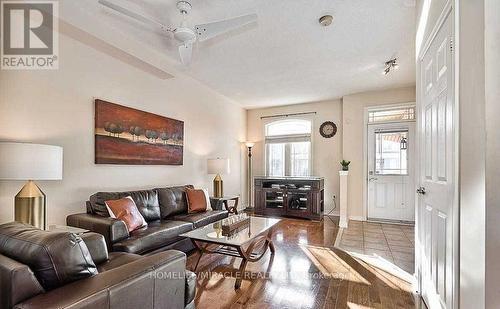 13 Percy Gate, Brampton (Fletcher'S Meadow), ON - Indoor Photo Showing Living Room