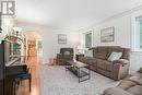 7210 Hwy 7, Halton Hills, ON  - Indoor Photo Showing Living Room 