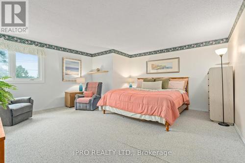 7210 Hwy 7, Halton Hills, ON - Indoor Photo Showing Bedroom