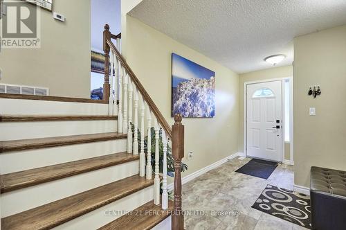 363 New Gate Avenue, Oshawa, ON - Indoor Photo Showing Other Room