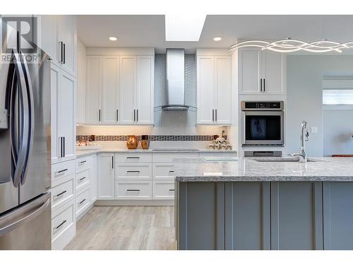 7760 Okanagan Landing Road Unit# 53, Vernon, BC - Indoor Photo Showing Kitchen With Upgraded Kitchen