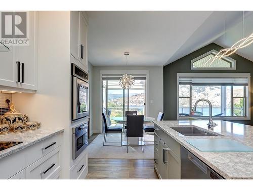 7760 Okanagan Landing Road Unit# 53, Vernon, BC - Indoor Photo Showing Kitchen With Double Sink With Upgraded Kitchen