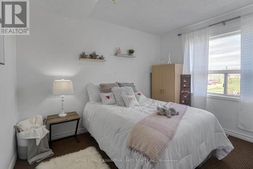 49 Weldon Road, Kawartha Lakes (Lindsay), ON - Indoor Photo Showing Bedroom