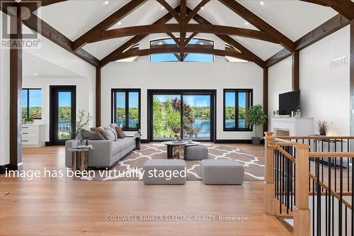 367 Gifford Drive, Smith-Ennismore-Lakefield, ON - Indoor Photo Showing Living Room