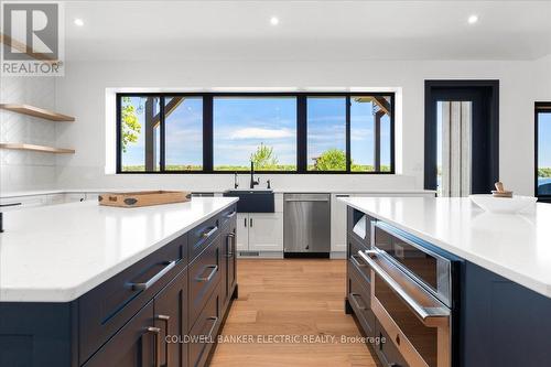 367 Gifford Drive, Smith-Ennismore-Lakefield, ON - Indoor Photo Showing Kitchen