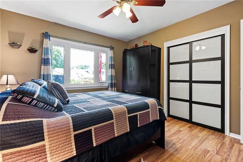 441 Scott Street, St. Catharines, ON - Indoor Photo Showing Bedroom