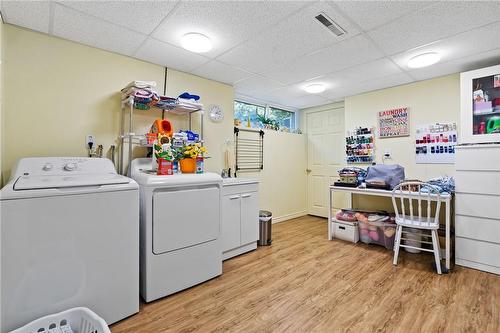 441 Scott Street, St. Catharines, ON - Indoor Photo Showing Laundry Room