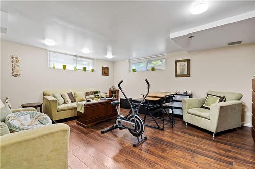 441 Scott Street, St. Catharines, ON - Indoor Photo Showing Basement