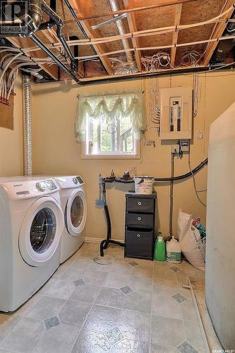 Hwy 302 West Acreage, Prince Albert Rm No. 461, SK - Indoor Photo Showing Laundry Room