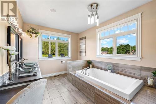 5543 Des Erables, Rogersville, NB - Indoor Photo Showing Bathroom