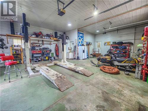 1440 Highway 6, South Bruce Peninsula, ON - Indoor Photo Showing Garage