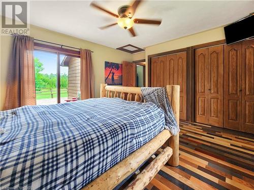 1440 Highway 6, South Bruce Peninsula, ON - Indoor Photo Showing Bedroom