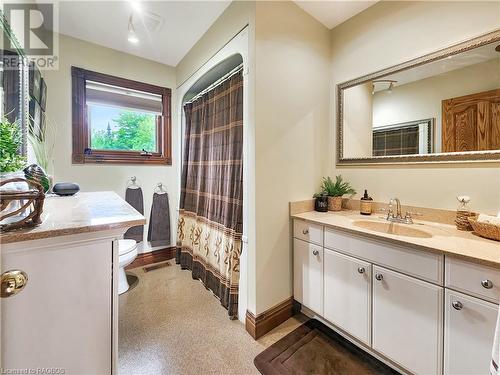 1440 Highway 6, South Bruce Peninsula, ON - Indoor Photo Showing Bathroom