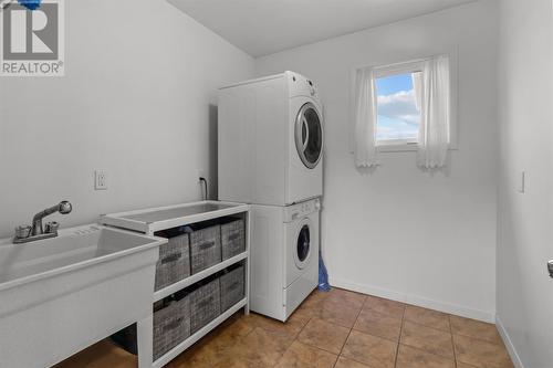 24 Champneys West Road, Port Rexton, NL - Indoor Photo Showing Laundry Room