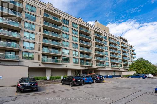 906 - 935 Sheppard Avenue W, Toronto (Clanton Park), ON - Outdoor With Balcony With Facade