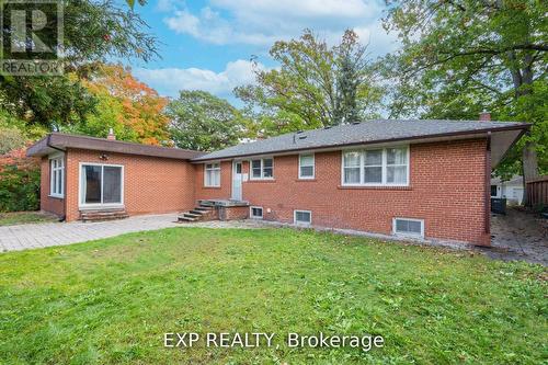 39 Farningham Crescent, Toronto (Princess-Rosethorn), ON - Outdoor With Exterior