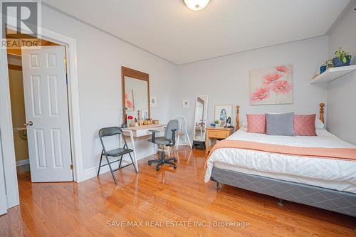 656 Geneva Street N, St. Catharines, ON - Indoor Photo Showing Bedroom