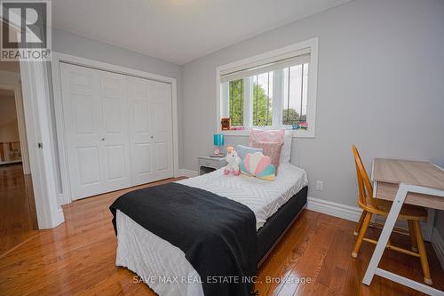 656 Geneva Street N, St. Catharines, ON - Indoor Photo Showing Bedroom