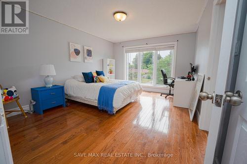 656 Geneva Street N, St. Catharines, ON - Indoor Photo Showing Bedroom