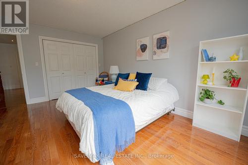 656 Geneva Street N, St. Catharines, ON - Indoor Photo Showing Bedroom