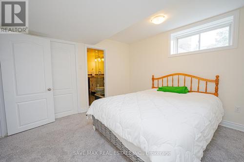 656 Geneva Street N, St. Catharines, ON - Indoor Photo Showing Bedroom