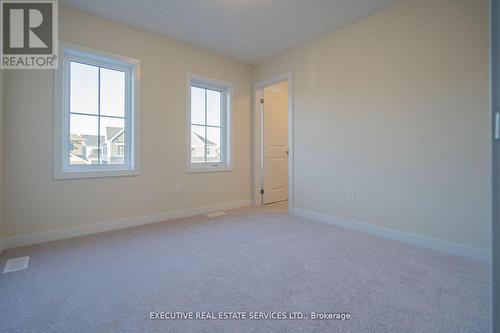 17 Downriver Drive, Welland, ON - Indoor Photo Showing Other Room