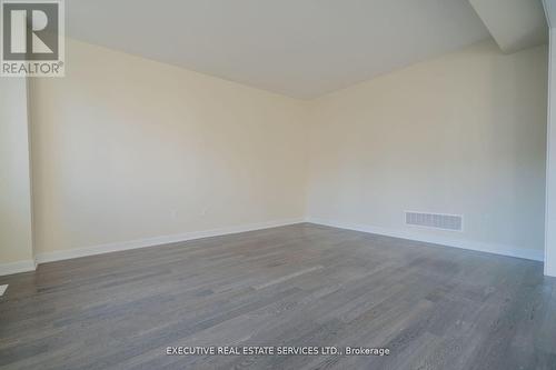 17 Downriver Drive, Welland, ON - Indoor Photo Showing Other Room