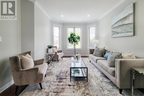 56 Bosworth Street, Hamilton (Meadowlands), ON - Indoor Photo Showing Living Room