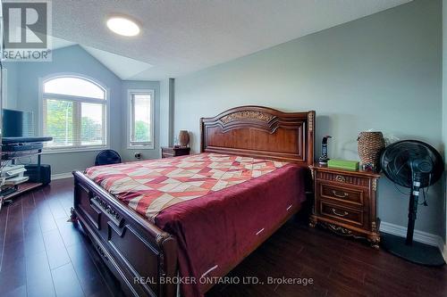 56 Bosworth Street, Hamilton (Meadowlands), ON - Indoor Photo Showing Bedroom