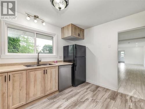 8692 Bank Street, Ottawa, ON - Indoor Photo Showing Kitchen With Double Sink