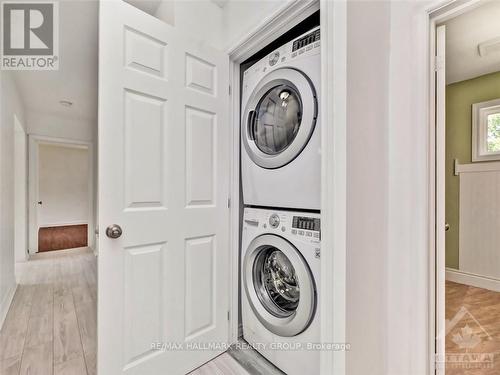 8692 Bank Street, Ottawa, ON - Indoor Photo Showing Laundry Room