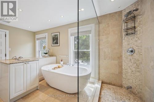 23 Franklin Street, Uxbridge, ON - Indoor Photo Showing Bathroom