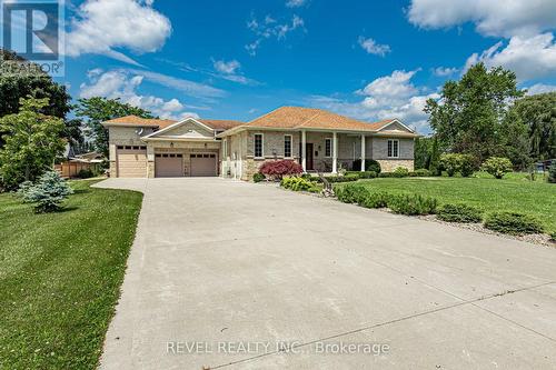 11507 Lagonda Way, Chatham-Kent (Morpeth), ON - Outdoor With Facade