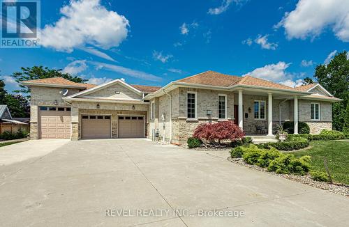 11507 Lagonda Way, Chatham-Kent (Morpeth), ON - Outdoor With Facade