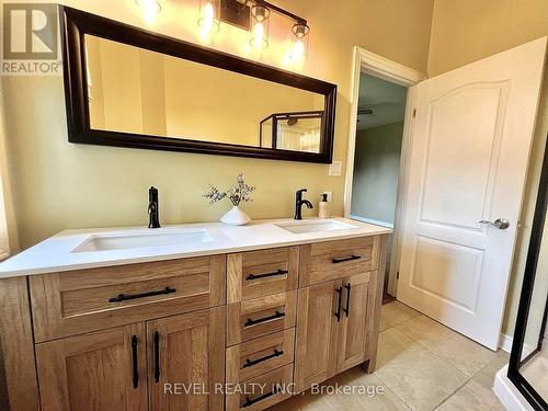 Primary Bedroom ensuite - 11507 Lagonda Way, Chatham-Kent (Morpeth), ON - Indoor Photo Showing Bathroom