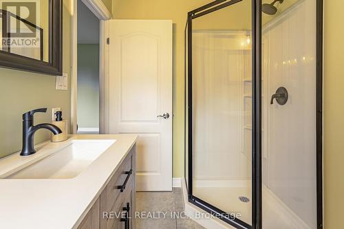 Primary Bedroom  4pc Ensuite - 11507 Lagonda Way, Chatham-Kent (Morpeth), ON - Indoor Photo Showing Bathroom