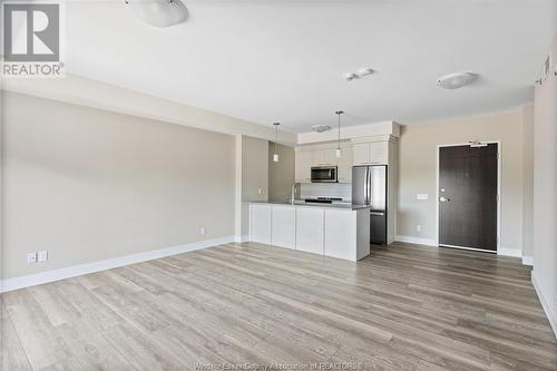 190 Main Street East Unit# 210, Kingsville, ON - Indoor Photo Showing Kitchen