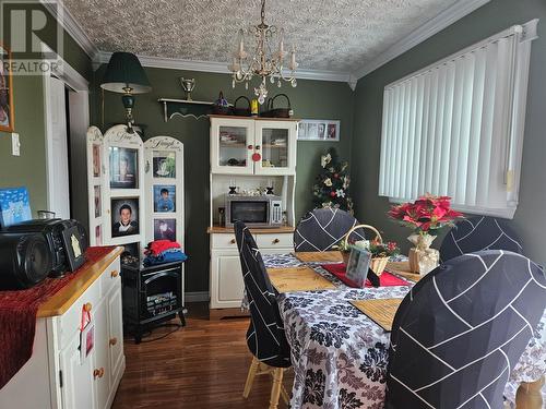 378 Creston Boulevard, Creston South, NL - Indoor Photo Showing Dining Room