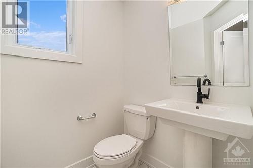 899 Cologne Street, Embrun, ON - Indoor Photo Showing Bathroom